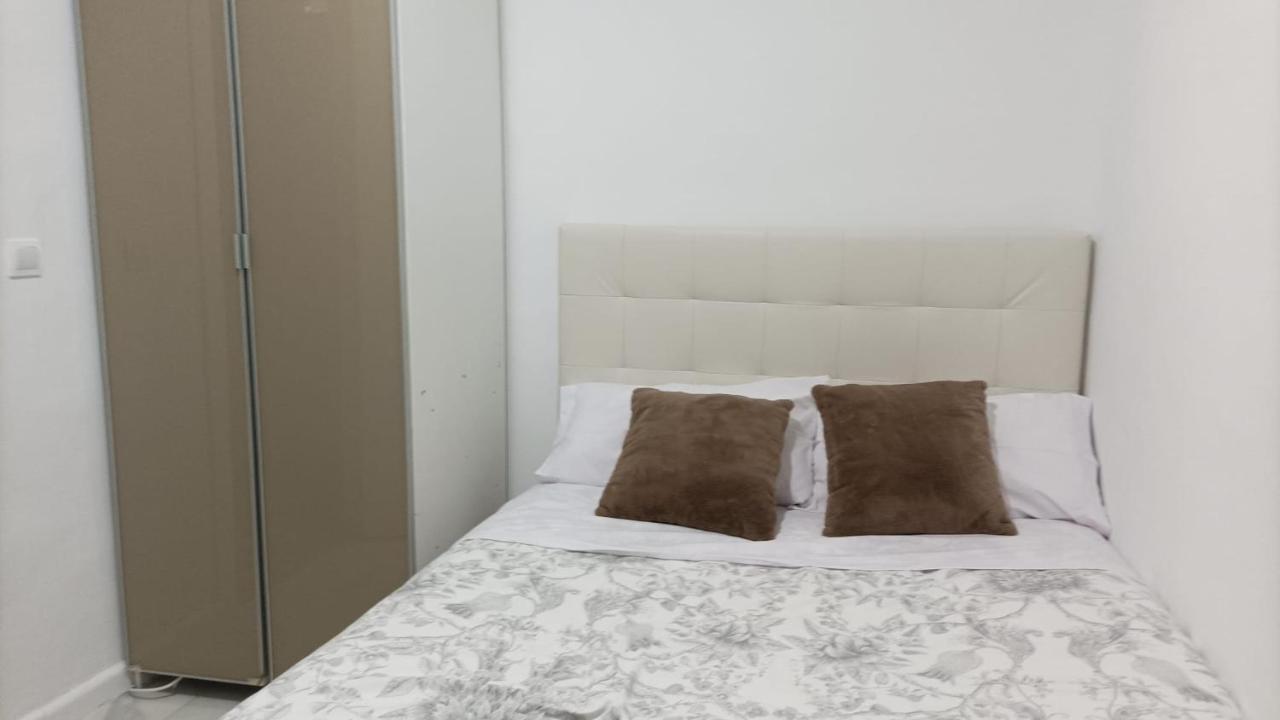 Habitacion Cerca Centro De Madrid Bagian luar foto